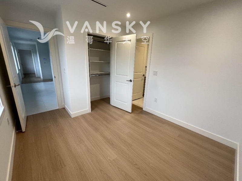 250709210420_4Master Bed Room.jpg